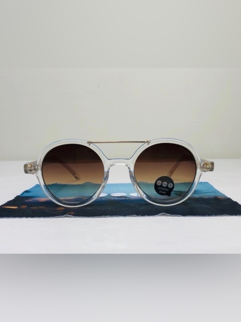 NEW KOMONO sunglasses Vivien Clear gold round